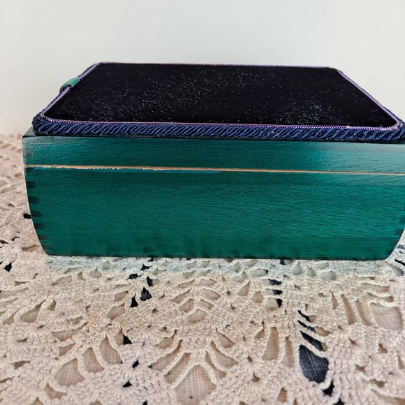 Handcrafter Keepsake / Jewelry Box from Cigar Box - Picture 6 of 10